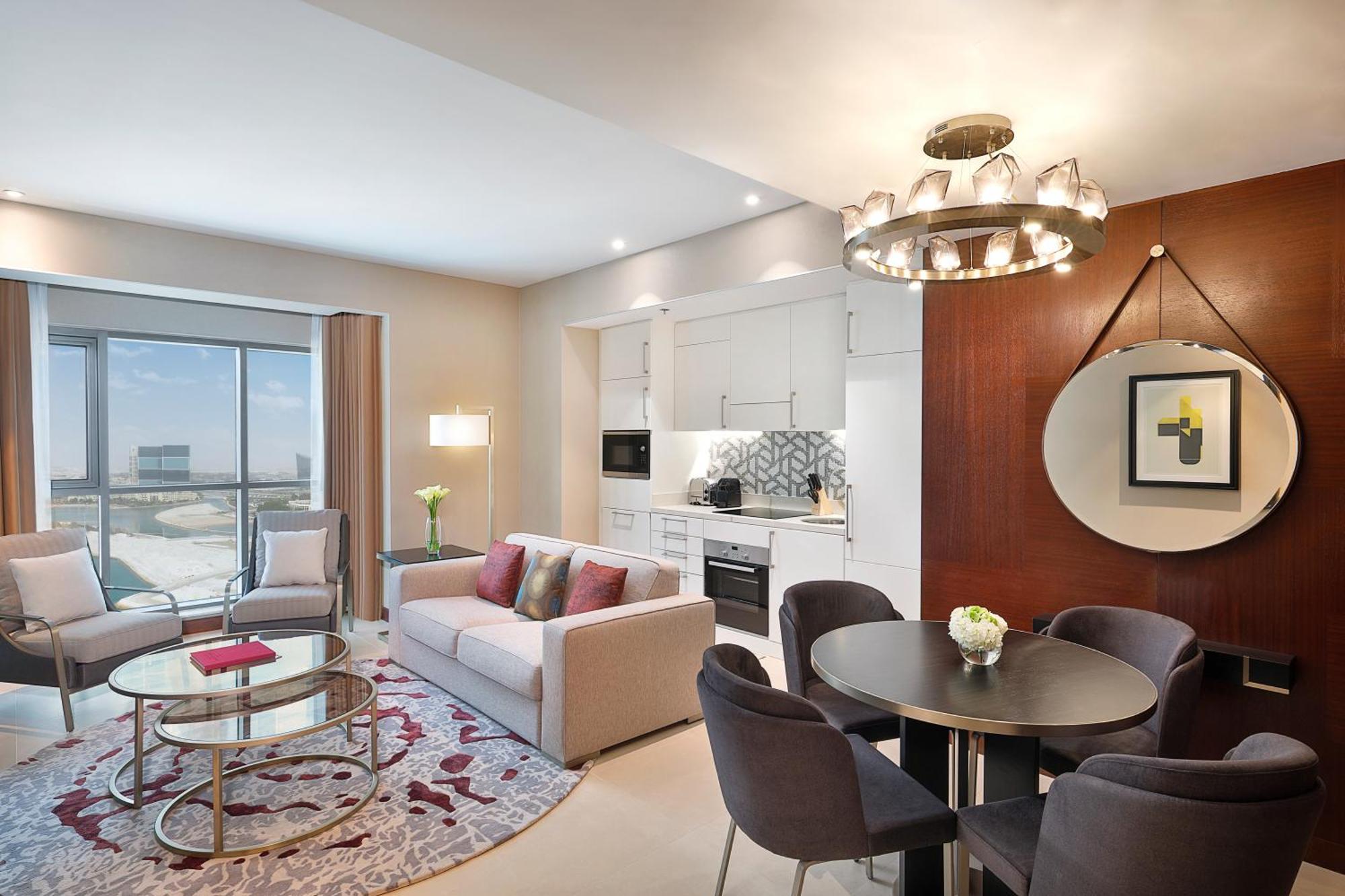 Hilton The Pearl Resort 5*